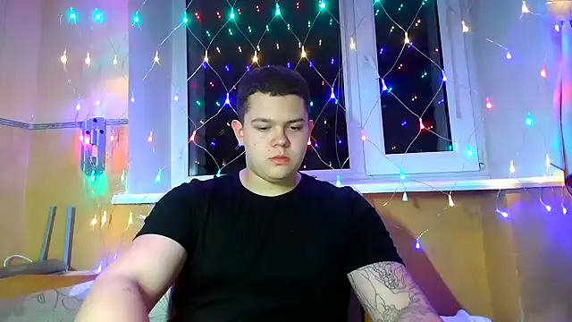 CuteButNaughty  online show from February 28, 9:03 pm