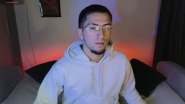 AresMassimoX online show from April 29, 12:54 pm