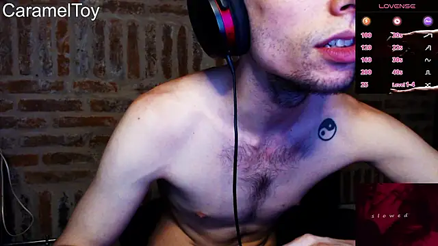 CaramelToy online show from February 24, 1:50 am