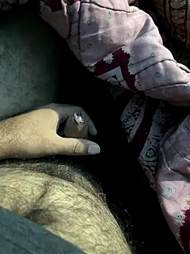 arjunforyou4 online show from November 25, 11:34 am