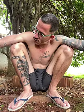 Lucasjandre online show from March 31, 2:30 pm