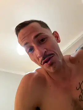 Lucasjandre online show from April 15, 12:49 pm