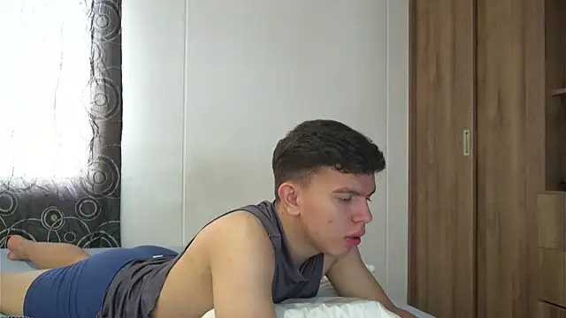 Max ethan5 online show from January 6, 6:45 pm