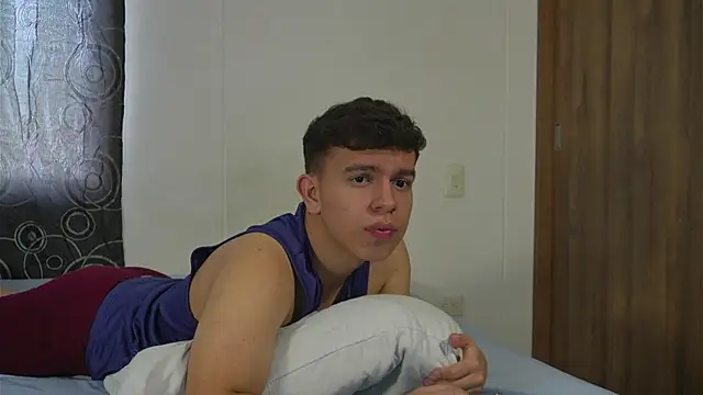 Max ethan5 online show from January 5, 6:44 pm