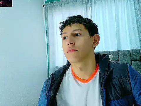 FelipeGonzalezz online show from January 19, 12:29 pm