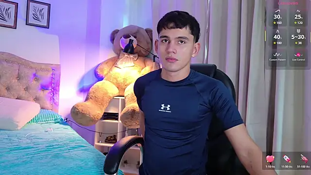 estebanperez 26 online show from May 16, 1:42 pm