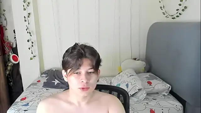 Felix kitty online show from March 28, 7:25 pm