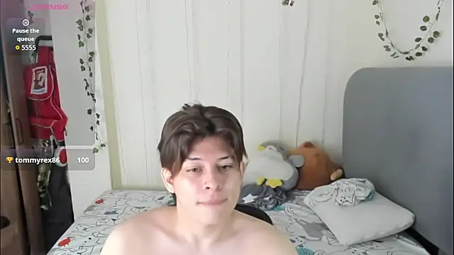 Felix kitty online show from March 15, 8:26 pm