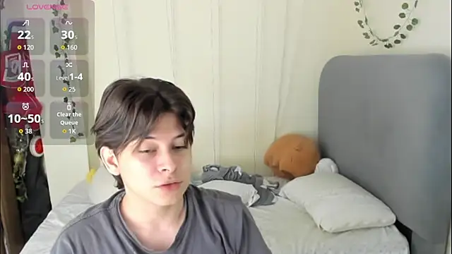 Felix kitty online show from March 7, 7:55 pm