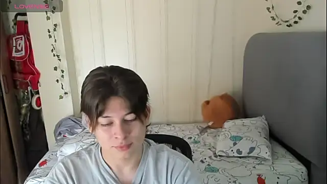 Felix kitty online show from March 13, 8:15 pm