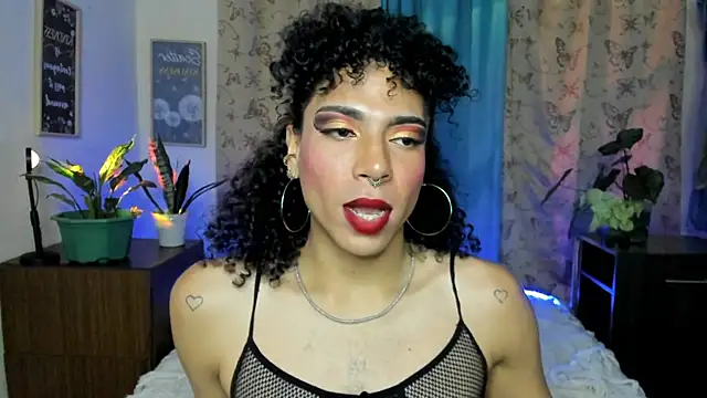 Angel White25 online show from December 3, 12:05 am