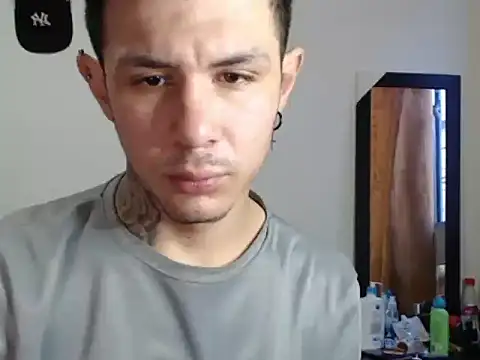 damiansexyboy69 online show from November 29, 12:18 pm