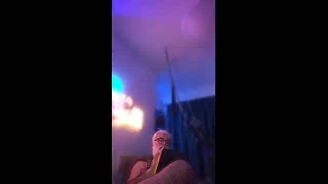 LeatherSdaddy online show from April 15, 11:59 pm