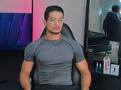 Nolan joness online show from March 19, 8:34 pm