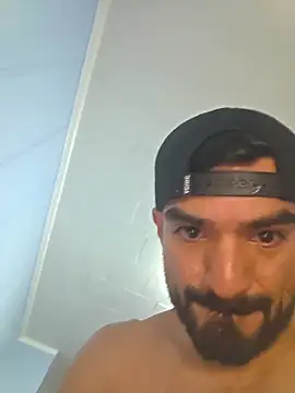 piggylatino online show from April 1, 3:19 am