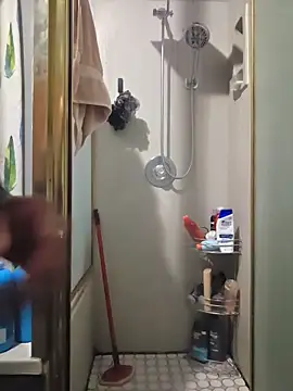 piggylatino online show from December 19, 3:25 am