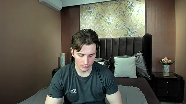 MarkYeti online show from November 14, 9:22 am