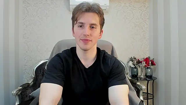 MarkYeti online show from March 12, 7:43 pm