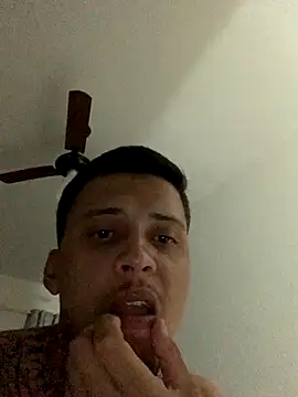 Ryanzl017 online show from December 4, 12:06 am