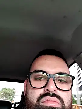 julianlondo111 online show from March 30, 8:54 pm