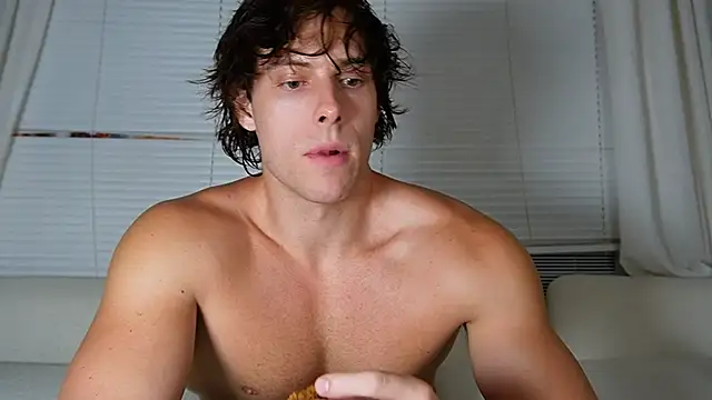 alex islivee online show from March 26, 4:27 am