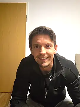 Mystery Mark online show from April 27, 6:13 pm