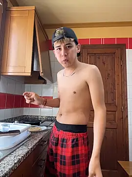 Noah21  online show from December 22, 12:46 pm