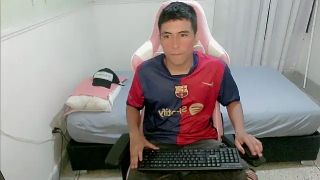 dannyt hot online show from December 5, 2:24 pm