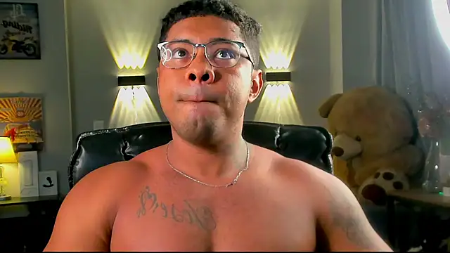 LEONHDZ online show from December 19, 3:25 am