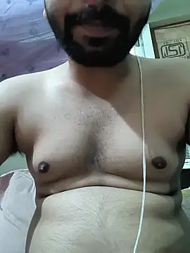 hunterr1593 online show from June 21, 2:39 am