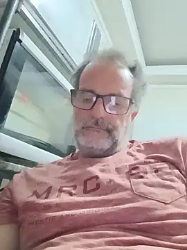 nard53 online show from May 18, 9:04 am