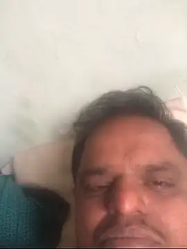 sexguruxxx online show from December 5, 6:31 am