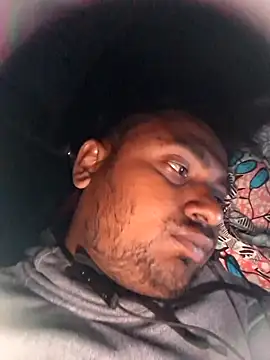 Kissme12- online show from November 22, 11:15 pm