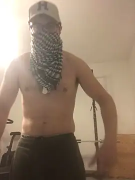 biscottosexy69 online show from December 19, 7:11 pm