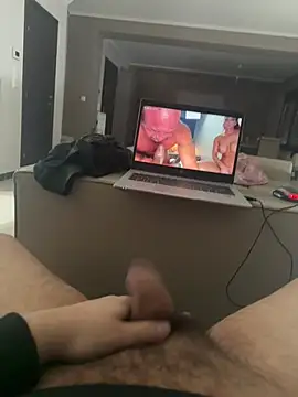 Locotre22 online show from January 10, 12:09 pm