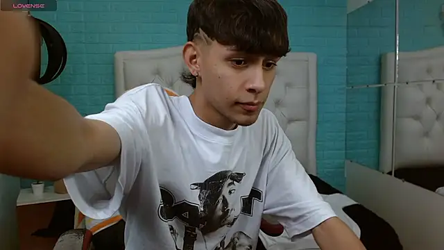 DraxBlade09 online show from March 26, 7:51 pm