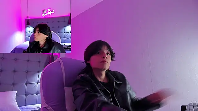 Sylasfrost online show from November 23, 8:42 pm