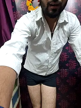 Cute Lucky online show from April 16, 10:15 am