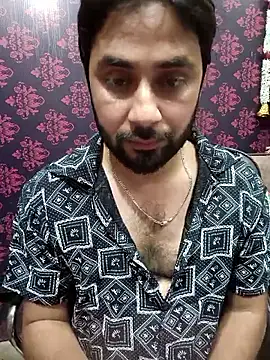 Cute Lucky online show from April 28, 2:33 pm