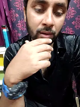 Cute Lucky online show from April 13, 5:24 pm