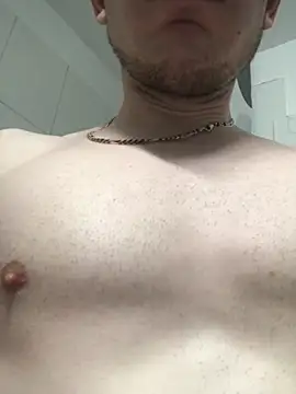 Spielzeugtwink online show from January 6, 10:25 pm