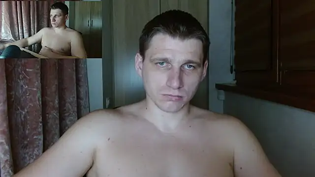 Poliglotjoe1 online show from April 2, 7:00 pm