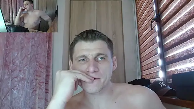 Poliglotjoe1 online show from March 27, 6:39 am