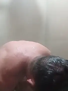 RobertoLuiz84 online show from June 15, 10:35 pm