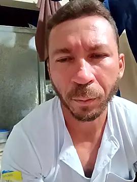 RobertoLuiz84 online show from February 28, 11:42 am