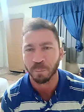 RobertoLuiz84 online show from May 1, 10:56 pm