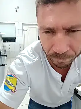 RobertoLuiz84 online show from April 25, 1:41 pm