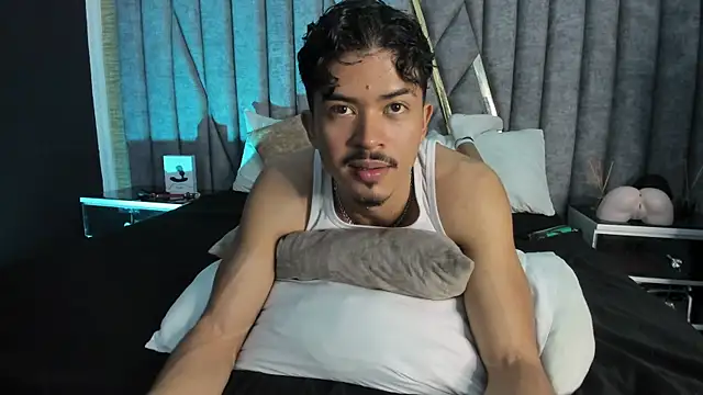 NicolaiKarav online show from April 26, 1:52 pm