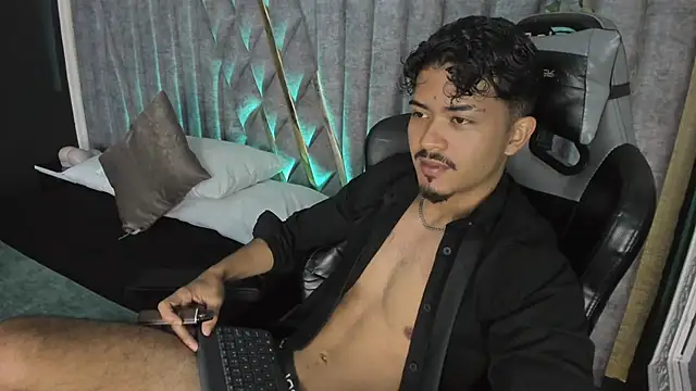 NicolaiKarav online show from April 23, 12:29 pm