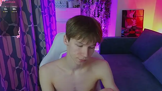 cuMte boy online show from May 17, 1:36 am